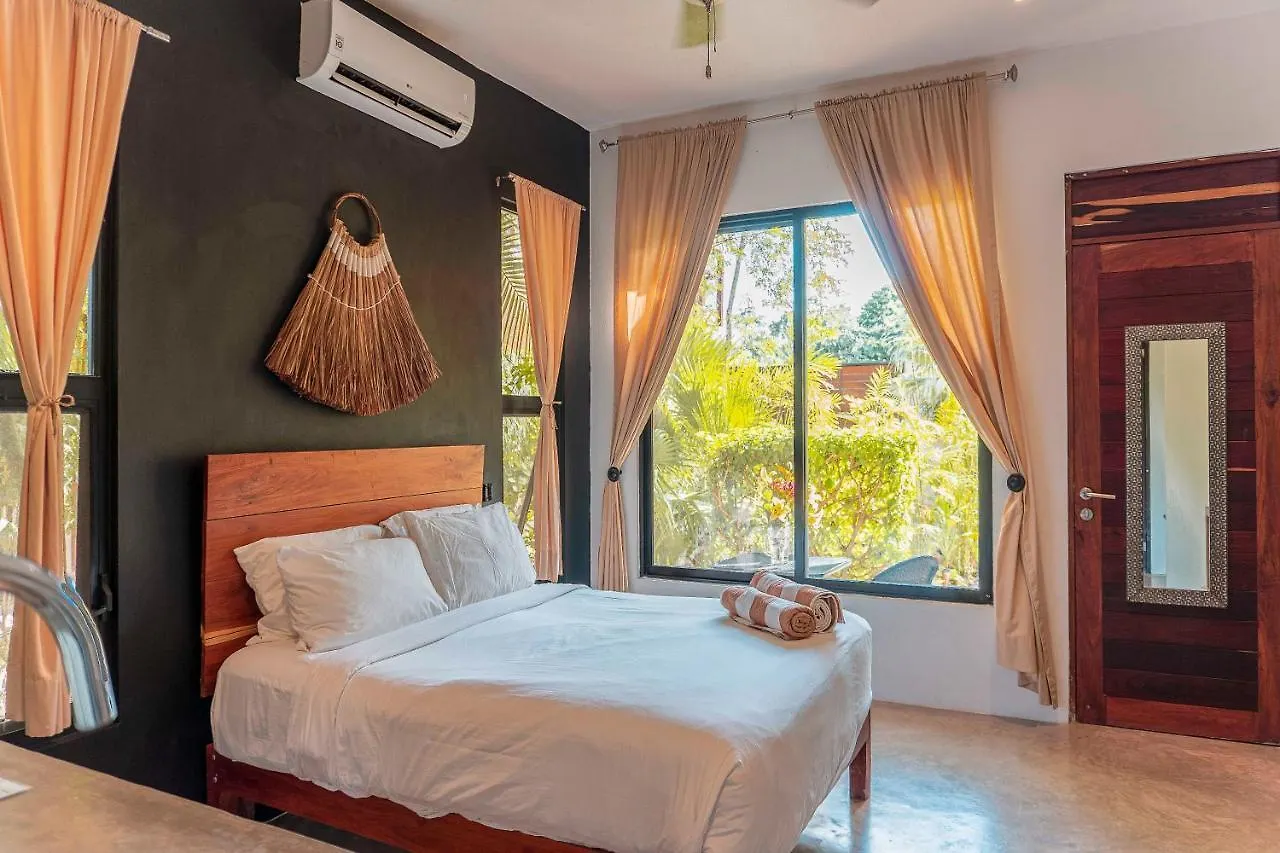 Naats Amigos Tulum Aparthotel